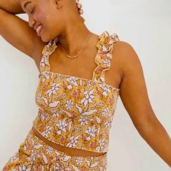 New Aerie Tops Jungle Thrills Floral Smocked Tank Top Color: Tan/Yellow - Picture 1 of 6